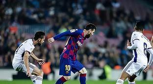 烈竞争中稳 烈竞争中稳